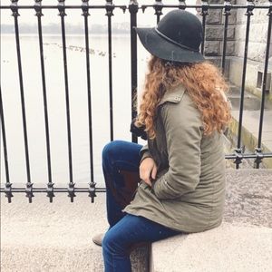 Meet your Posher, Hannah